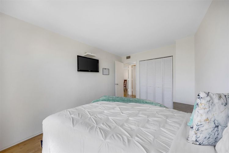 Biscayne Cove #804 image #26