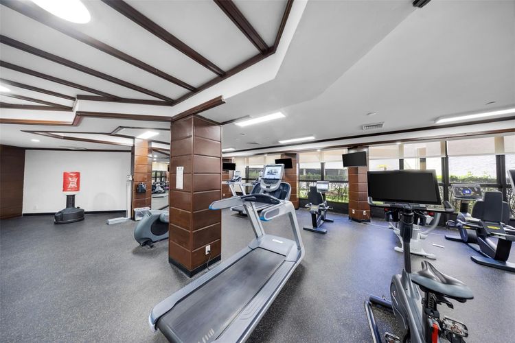 Biscayne Cove #804 image #27