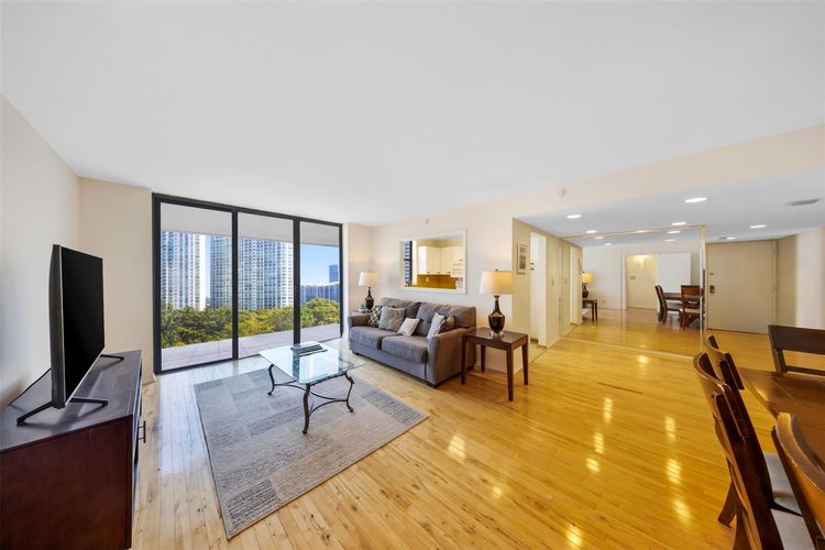 Biscayne Cove #804 image #7