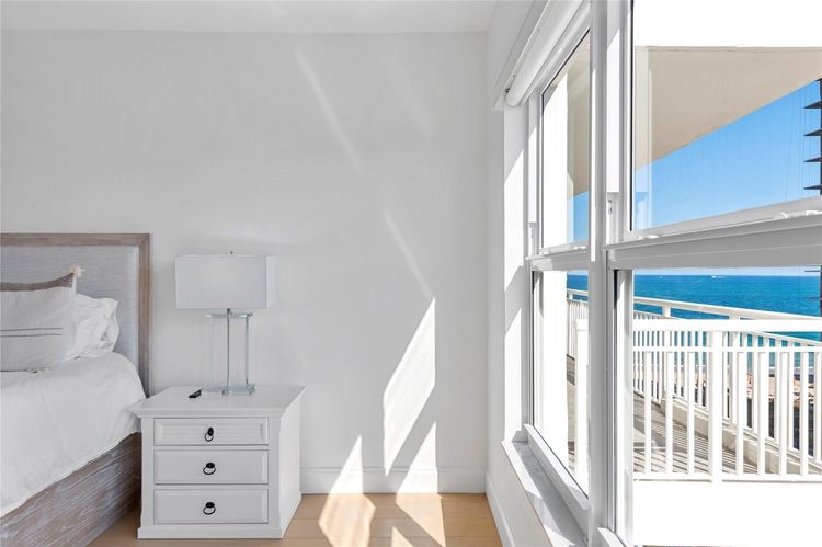 Regency Towers #606 image #16