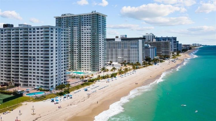 Regency Towers #606 image #30