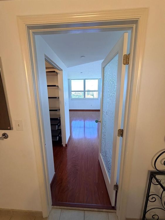 The Yacht Club at Aventura #1814 image #12