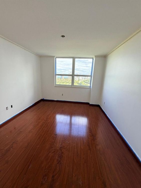 The Yacht Club at Aventura #1814 image #13