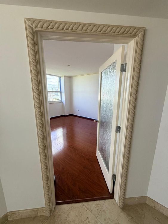 The Yacht Club at Aventura #1814 image #16