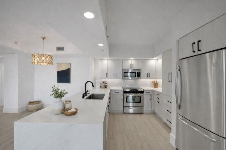 Waverly Las Olas #715 image #6