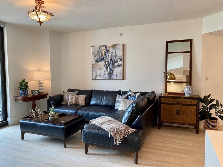 Waverly Las Olas #715 image #8