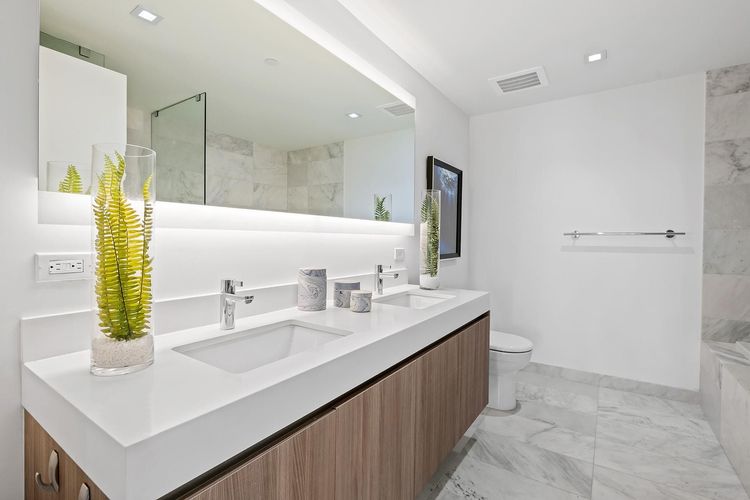 Tiffany House #903 image #12