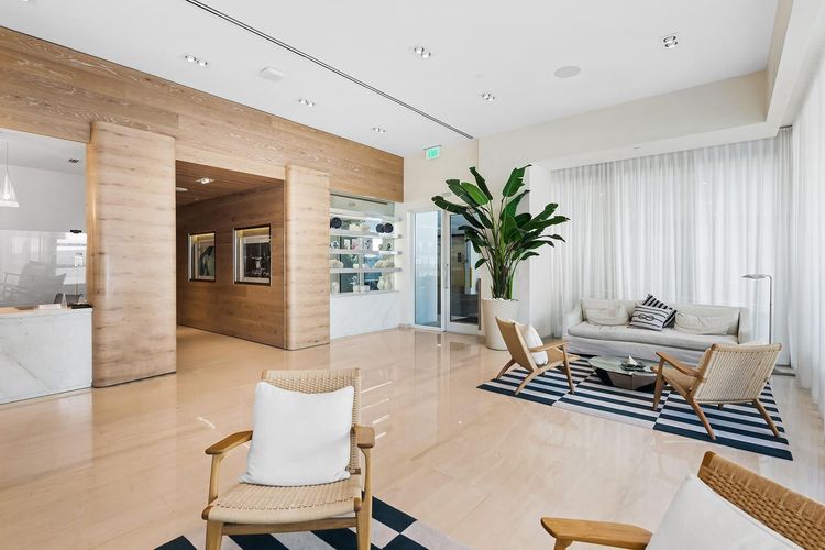 Tiffany House #903 image #16
