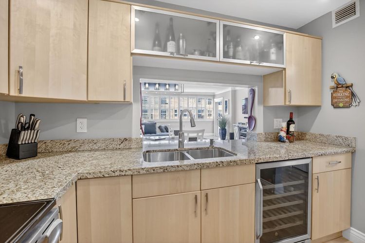 East Point Towers #708 image #7