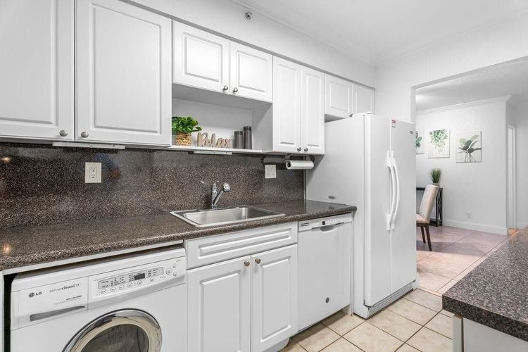 The Wave Condominium #517 image #13