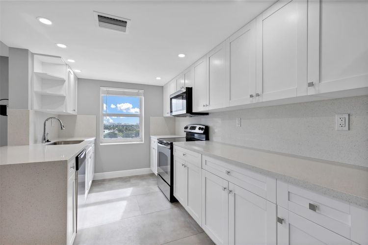 Lauderdale Tower #7H image #10