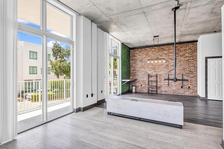 The Lofts at Hollywood Station #203 image #10