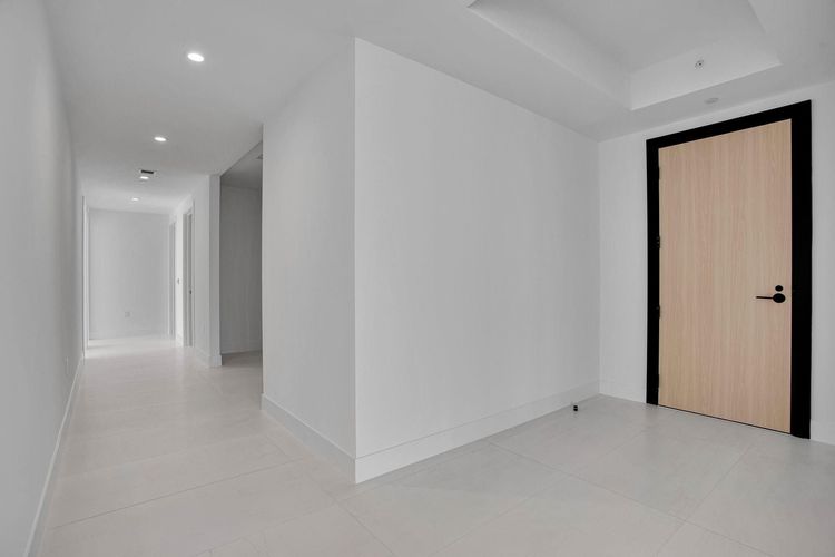 Selene Oceanfront Residences #E-2501 image #11