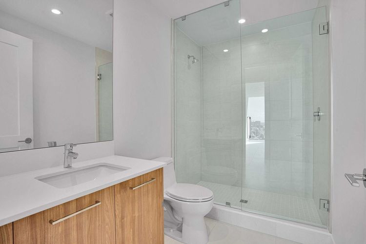 Selene Oceanfront Residences #E-2501 image #31