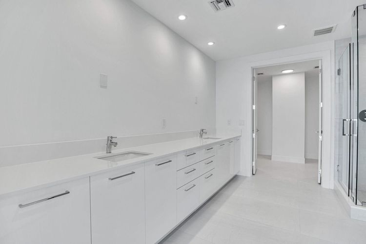 Selene Oceanfront Residences #E-2501 image #36