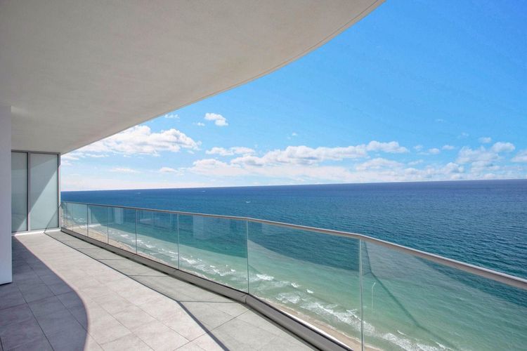 Selene Oceanfront Residences #E-2501 image #6