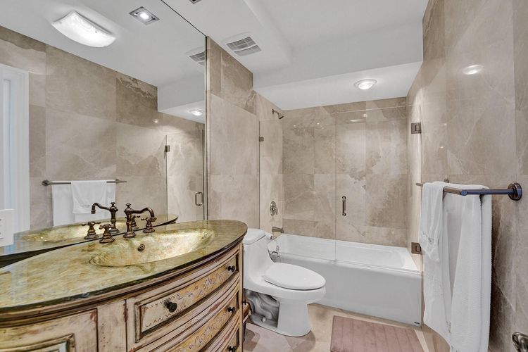 Plaza South #25H image #26