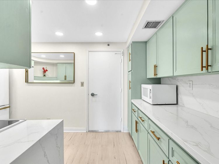 Coral Ridge Towers East #220 image #16