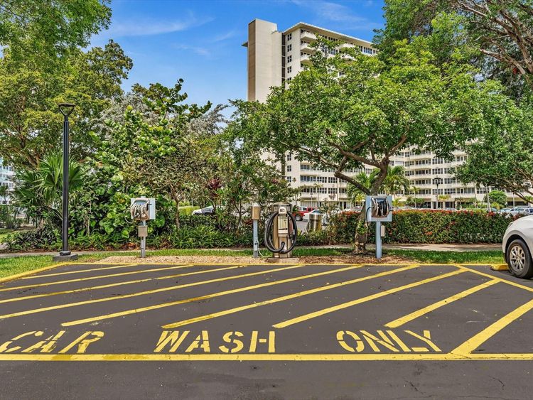 Coral Ridge Towers East #220 image #29