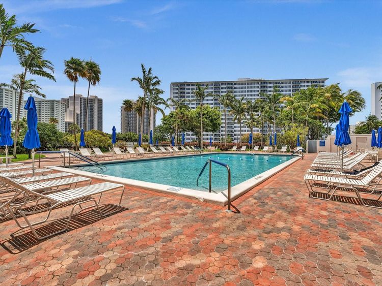 Coral Ridge Towers East #220 image #31