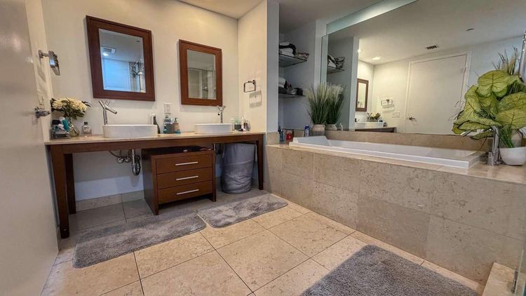 Icon Brickell III (W Miami) #3608 image #6