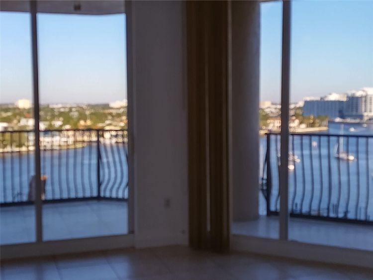 Jackson Tower #1005D image #10