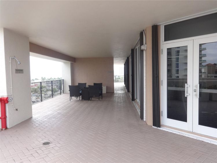 Jackson Tower #1005D image #28