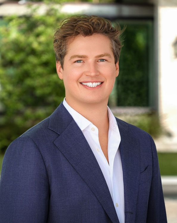 agent Joshua Brown, null