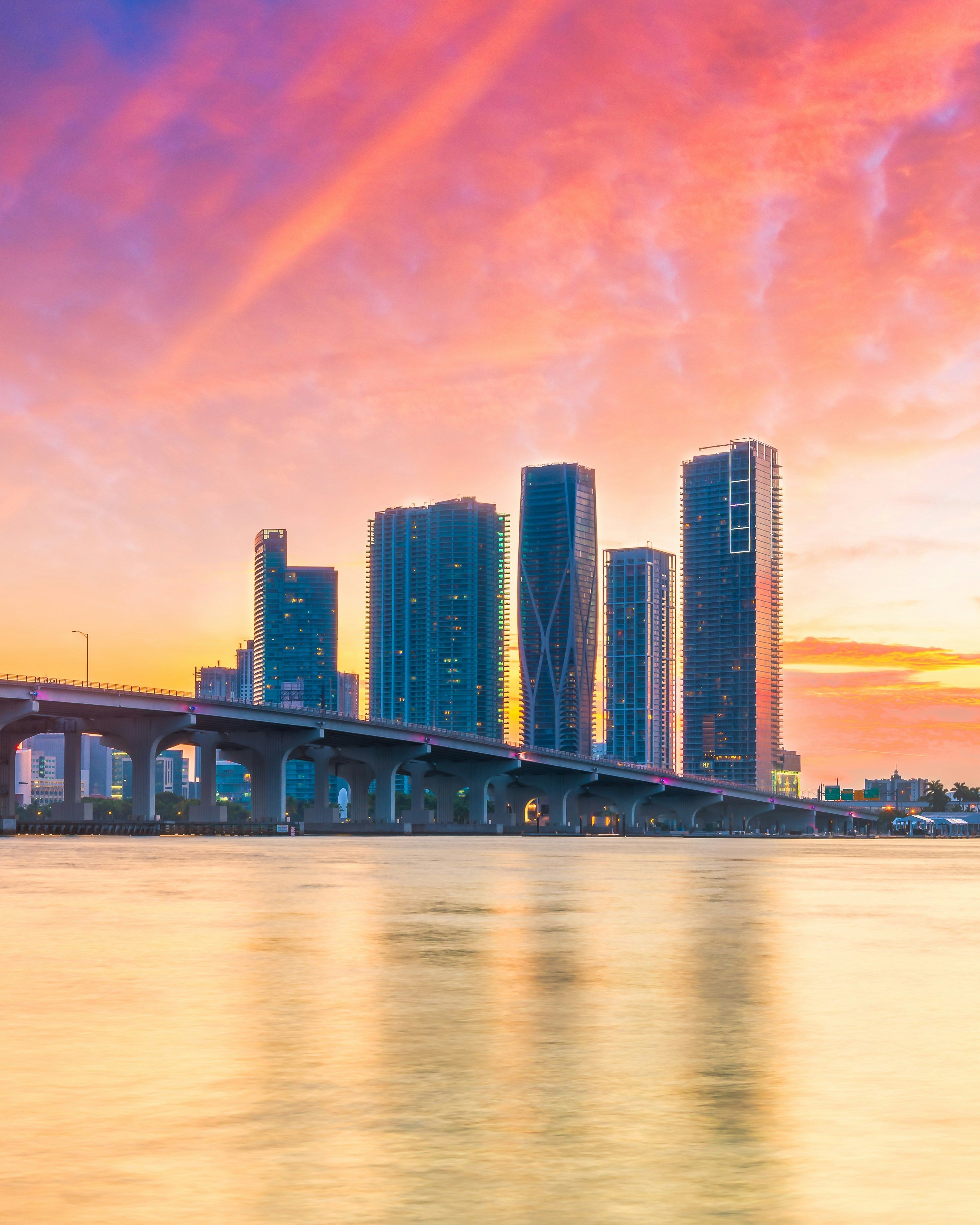 Q1 2026 Miami Luxury Condo Market Summary: Sales Accelerate Amid Buyer’s Market